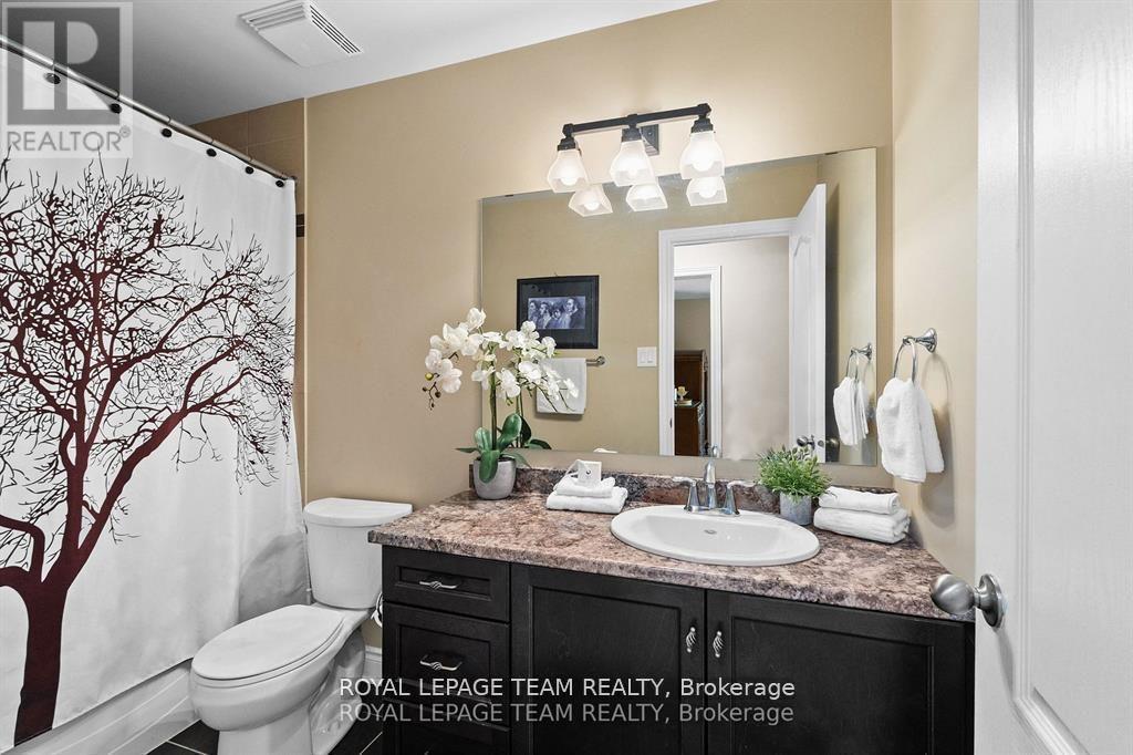 221 SANTIAGO STREET - 24