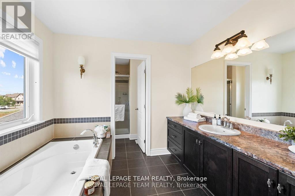 221 SANTIAGO STREET - 17