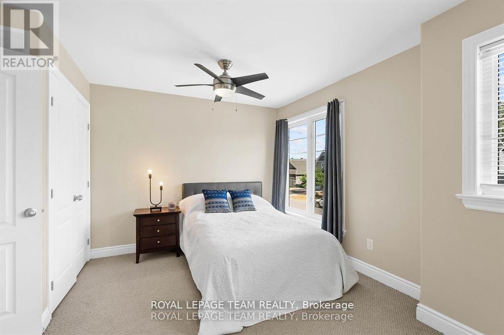 221 SANTIAGO STREET - 21