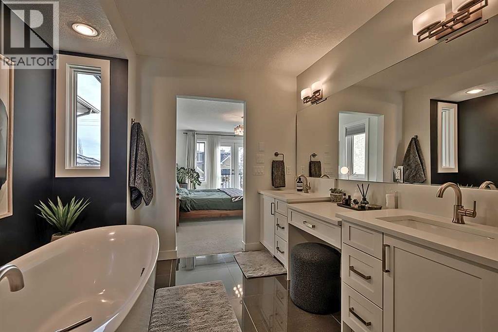 Single Family House for Sale in   Street SW Richmond Calgary 