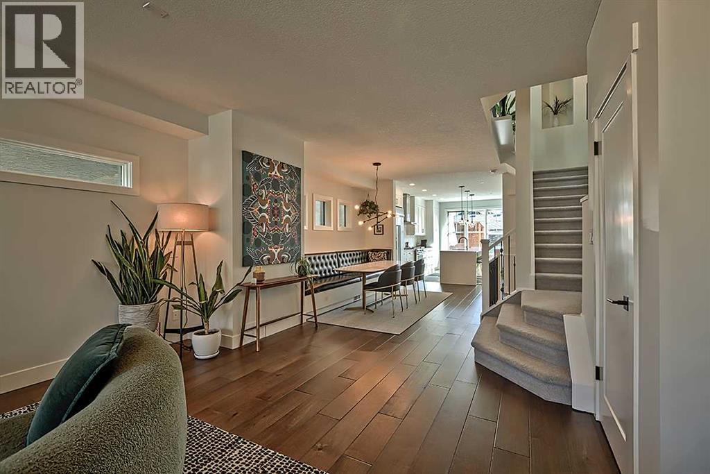 Single Family House for Sale in   Street SW Richmond Calgary 