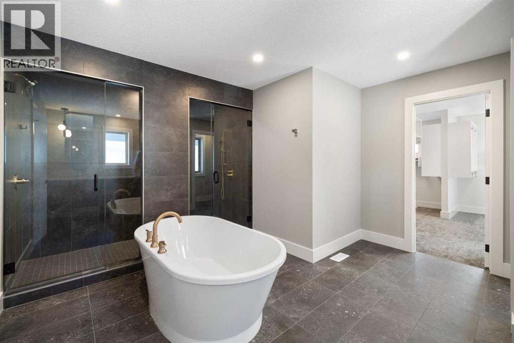 Single Family House for Sale in  Aspen Summit Heights SW Aspen Woods Calgary 