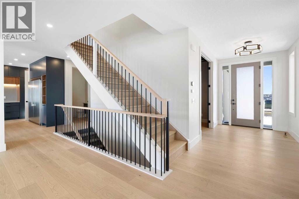 Single Family House for Sale in  Aspen Summit Heights SW Aspen Woods Calgary 