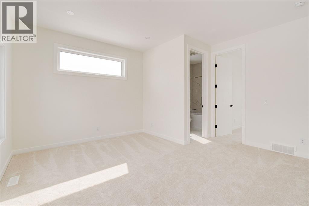 Single Family House for Sale in A Moncton Road NE Winston Heights/Mountview Calgary 