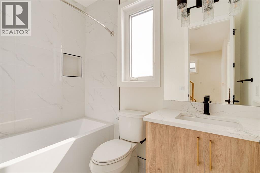 Single Family House for Sale in A Moncton Road NE Winston Heights/Mountview Calgary 