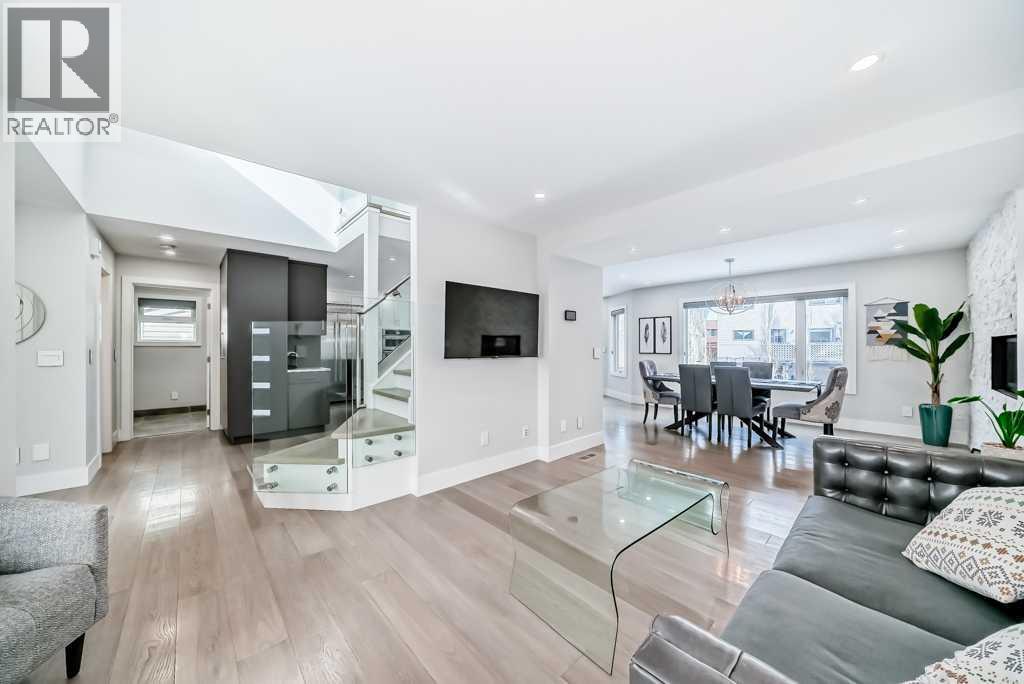 Single Family House for Sale in  Riverside Mews SE Riverbend Calgary 