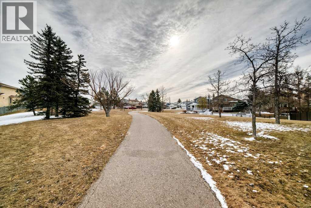 Single Family House for Sale in  Riverside Mews SE Riverbend Calgary 