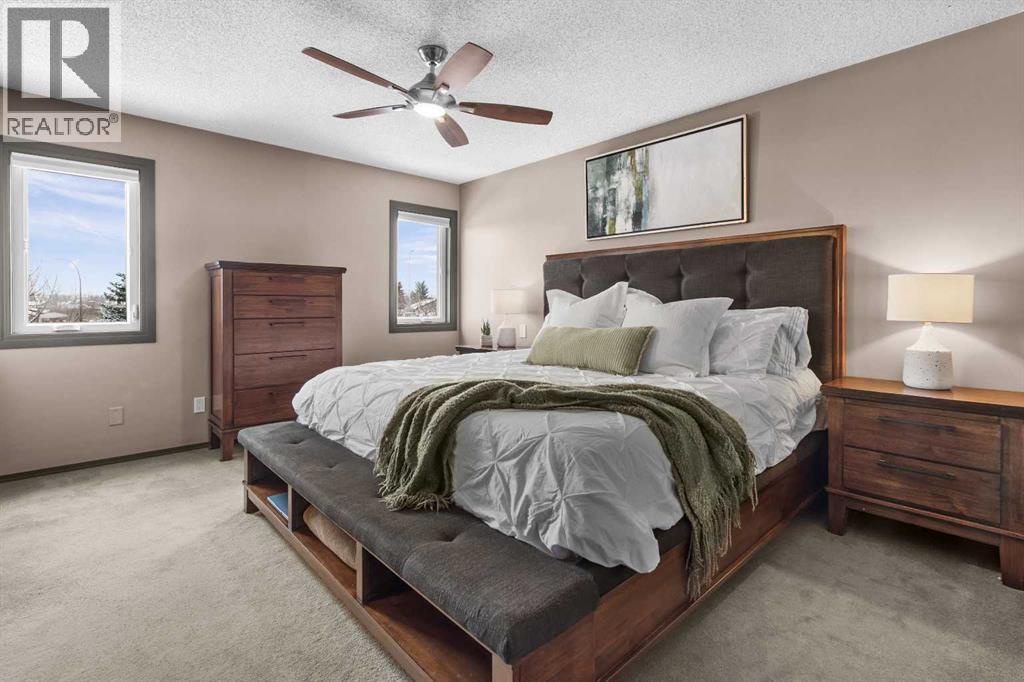 Single Family House for Sale in  Rivergreen Crescent SE Riverbend Calgary 