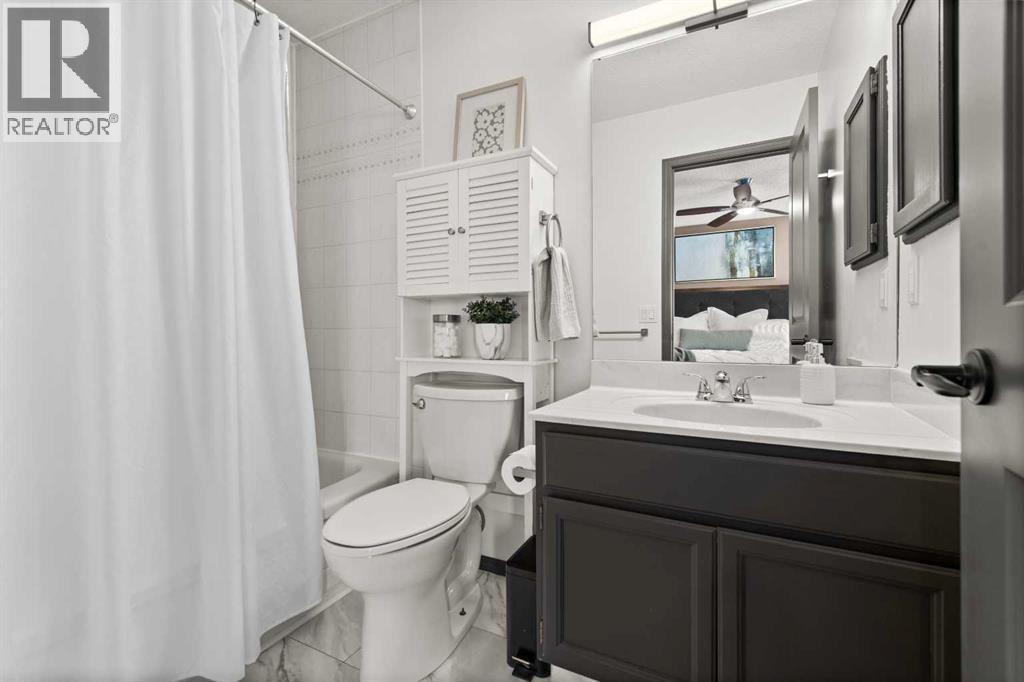 Single Family House for Sale in  Rivergreen Crescent SE Riverbend Calgary 