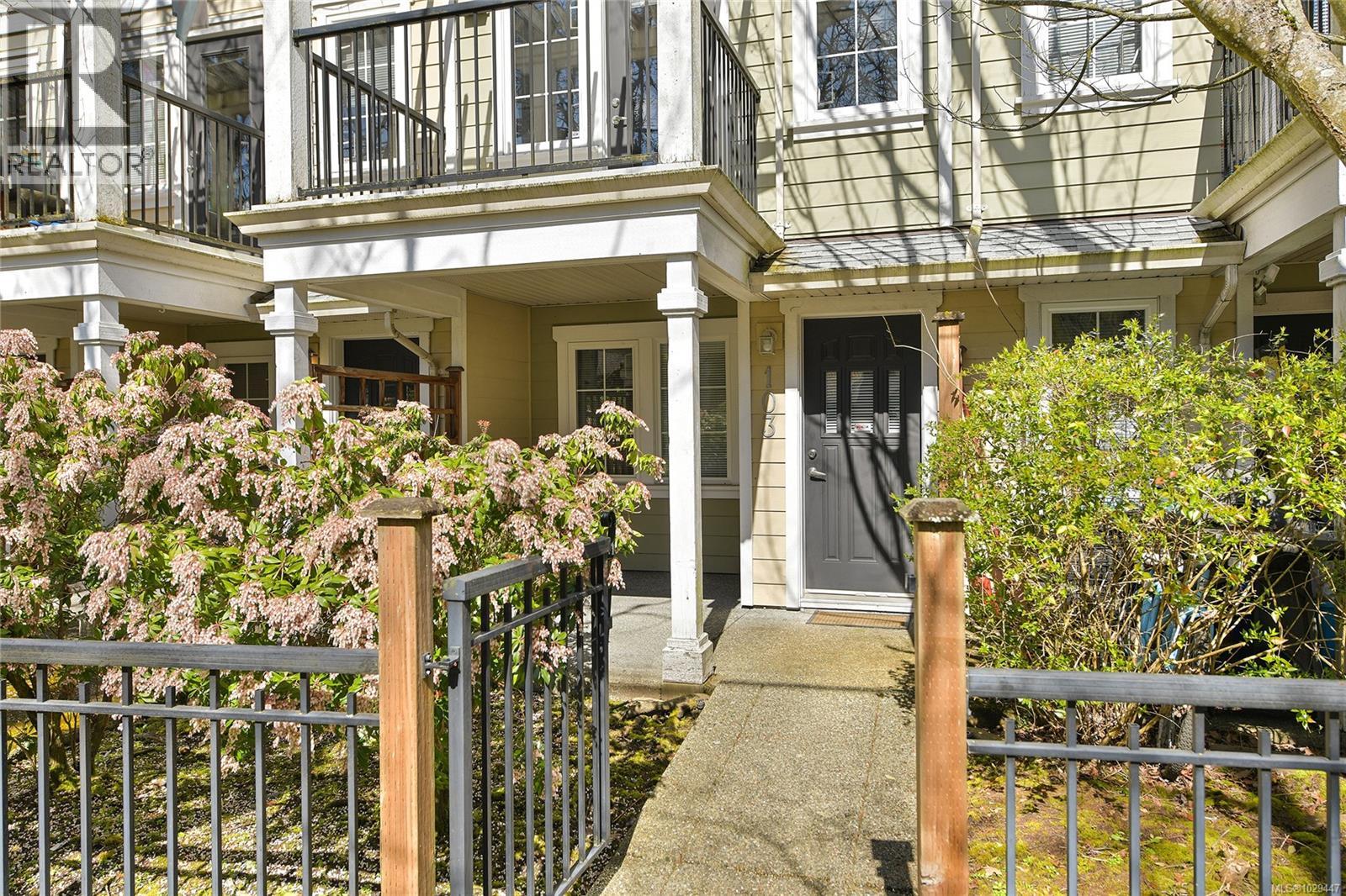 103 820 Brock Avenue, Langford