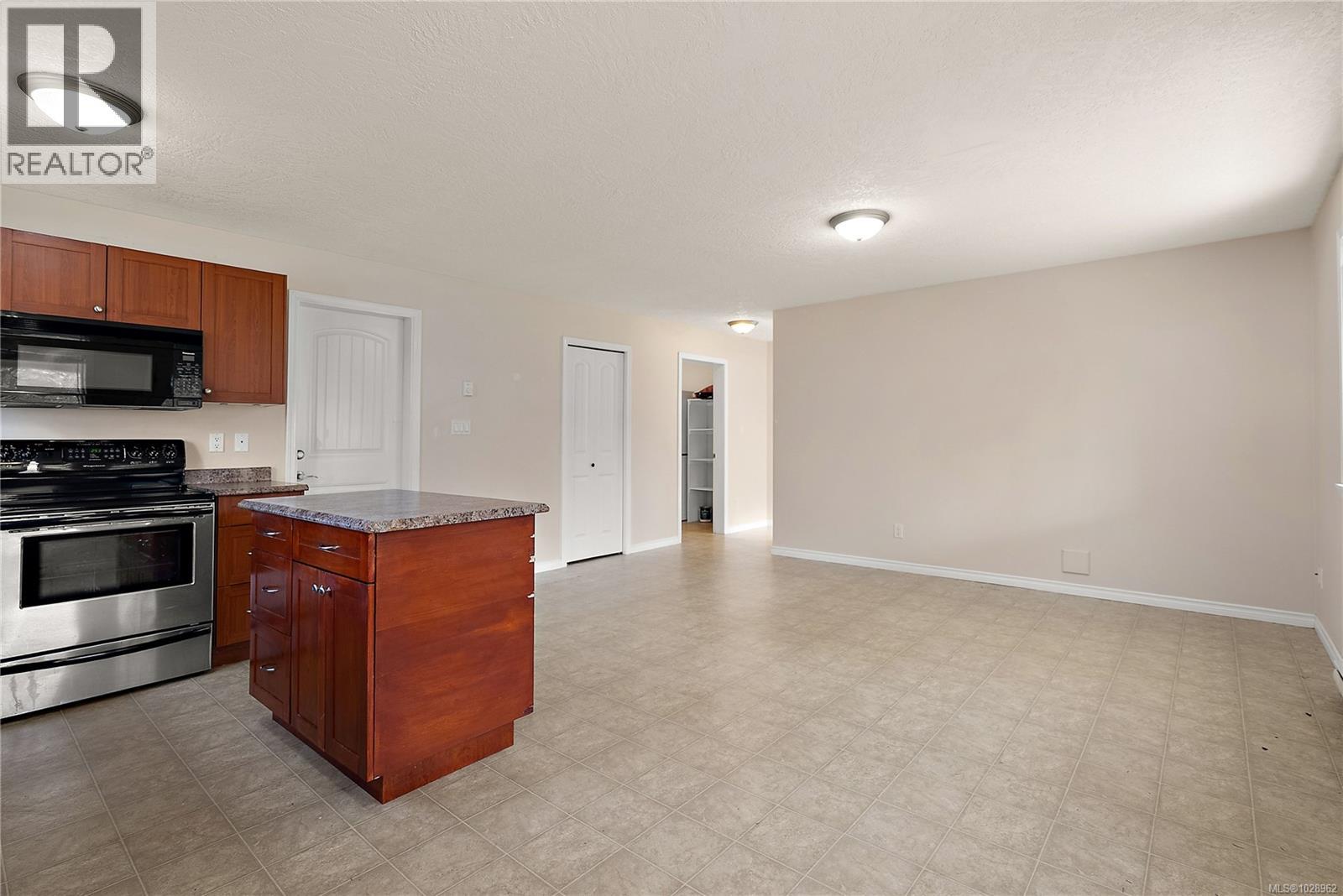  971 Wild Blossom Court, Langford