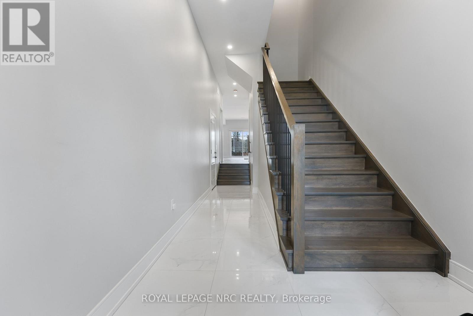 318 RIVER ROAD - 3