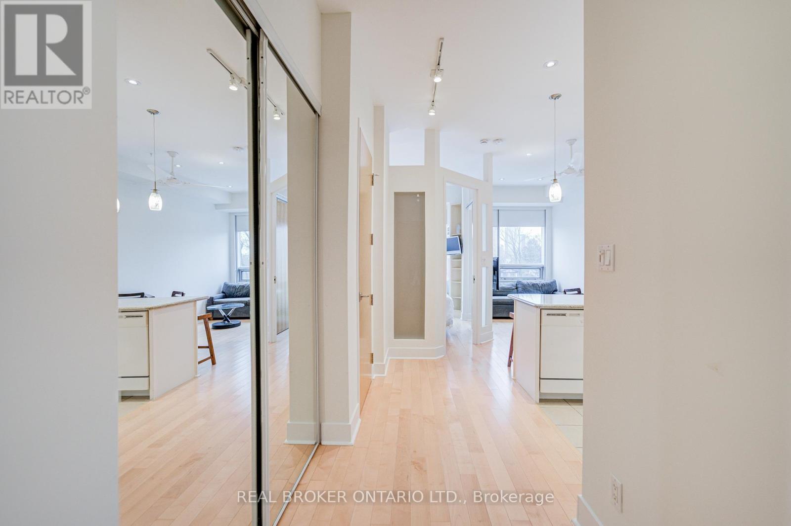 #406 562 EGLINTON AVENUE E - 8
