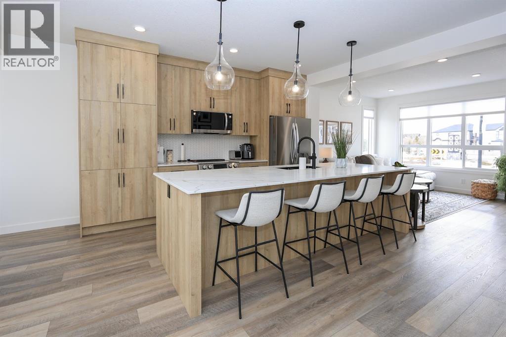 Single Family House for Sale in E  Evergreen Way Evergreen Red Deer 