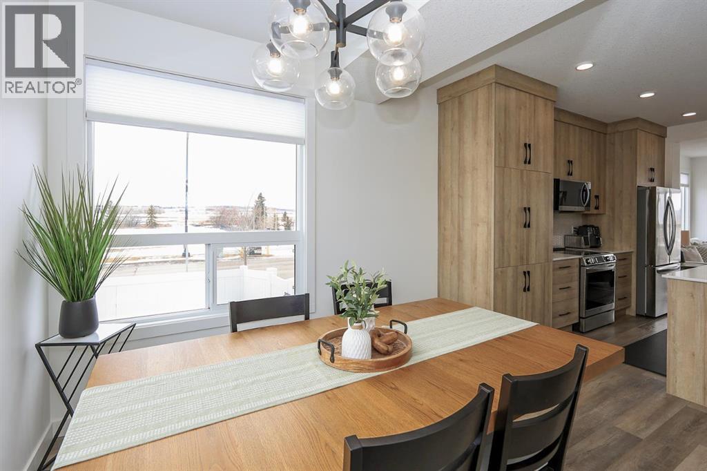 Single Family House for Sale in E  Evergreen Way Evergreen Red Deer 