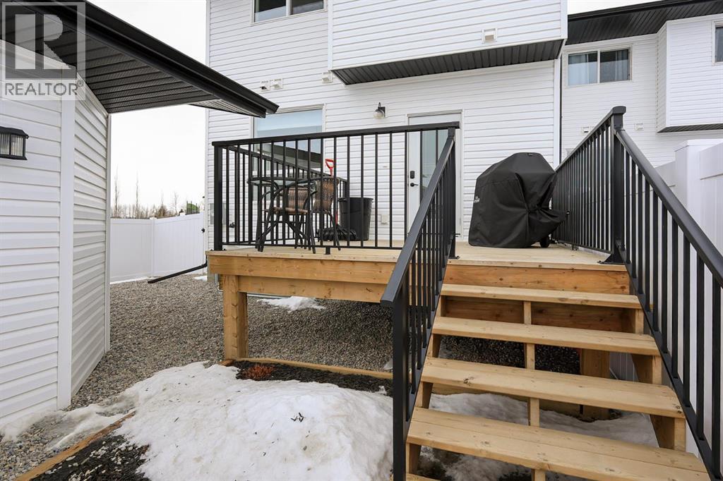 Single Family House for Sale in E  Evergreen Way Evergreen Red Deer 