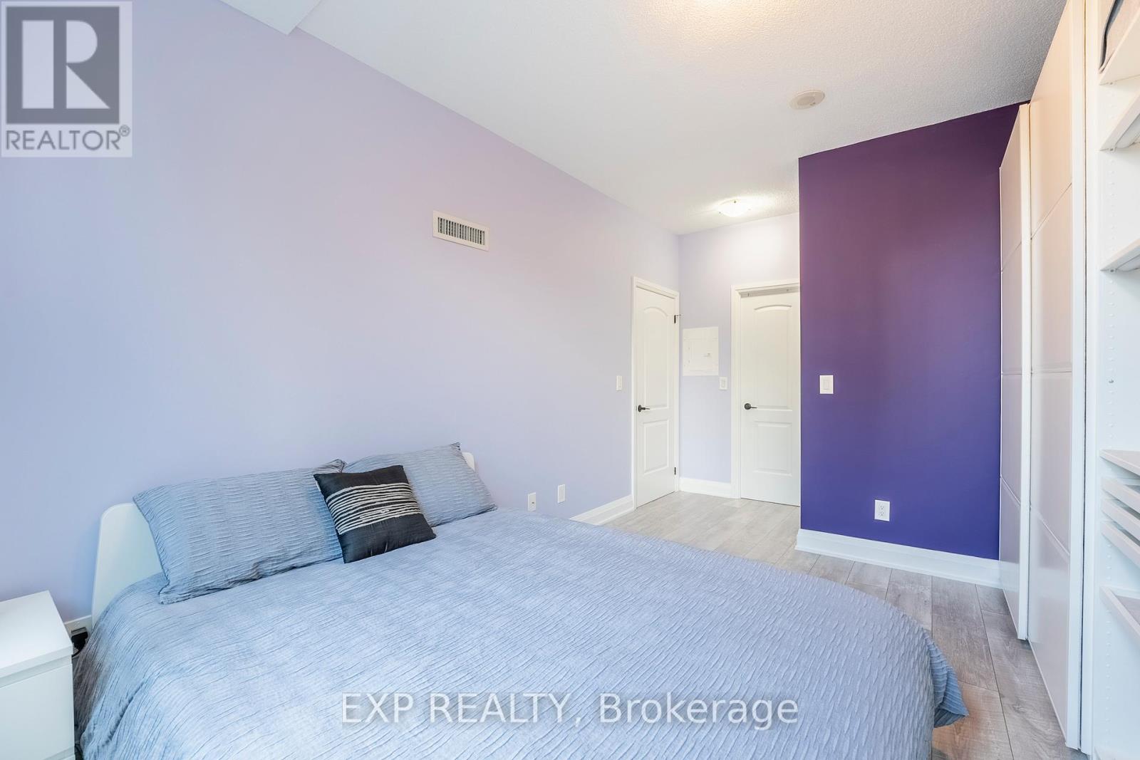 #105 20 NORTH PARK ROAD - 16