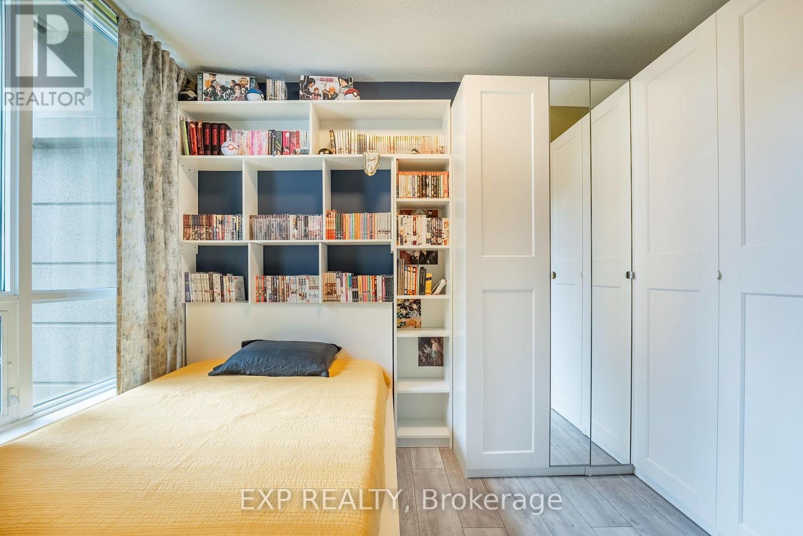 #105 20 NORTH PARK ROAD - 18