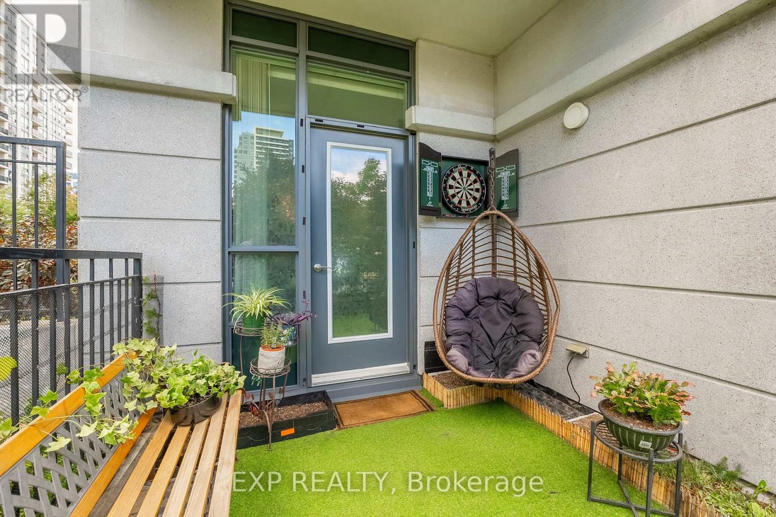 #105 20 NORTH PARK ROAD - 20