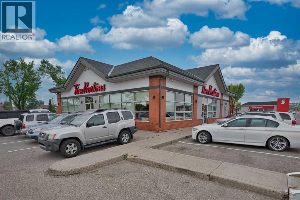 Single Family House Bi-level for Sale in  Covebrook Close NE Coventry Hills Calgary 