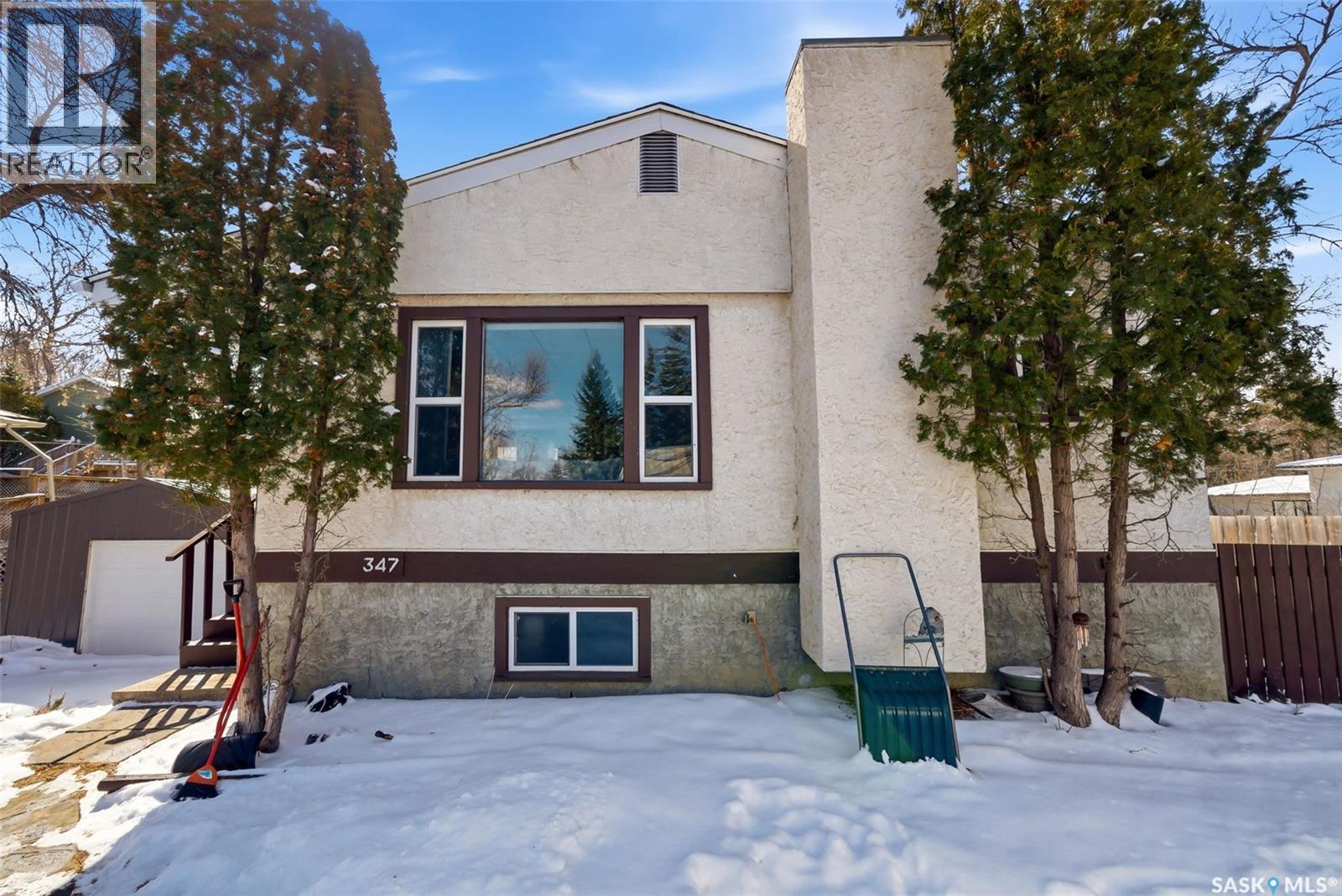 347 Green AVENUE - 1