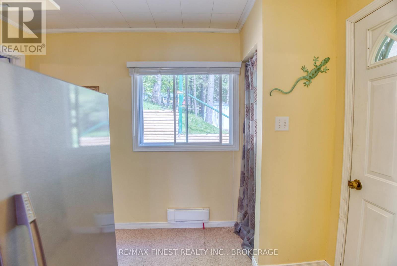 #21A 131 BOBS LAKE LANE - 18