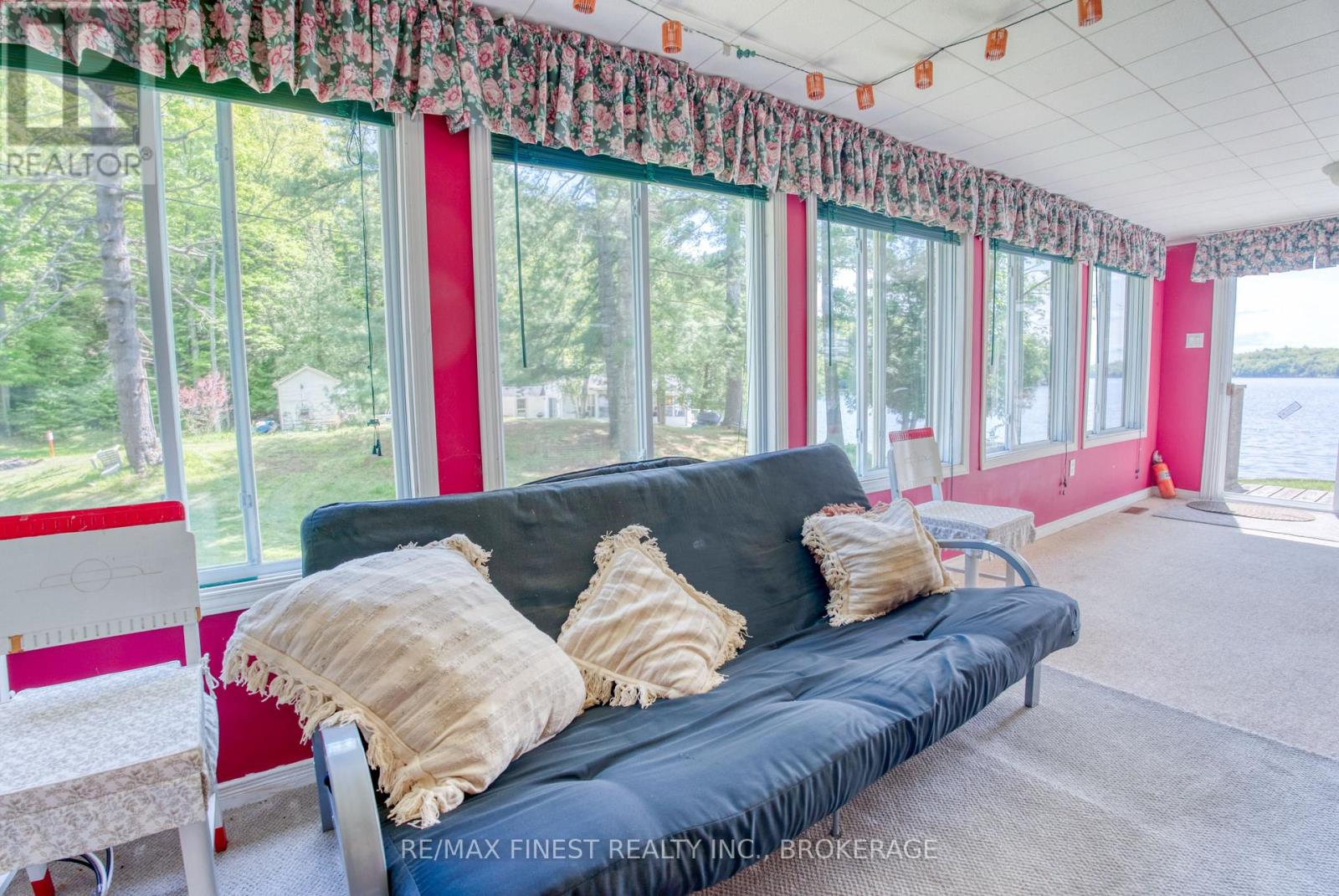 #21A 131 BOBS LAKE LANE - 25