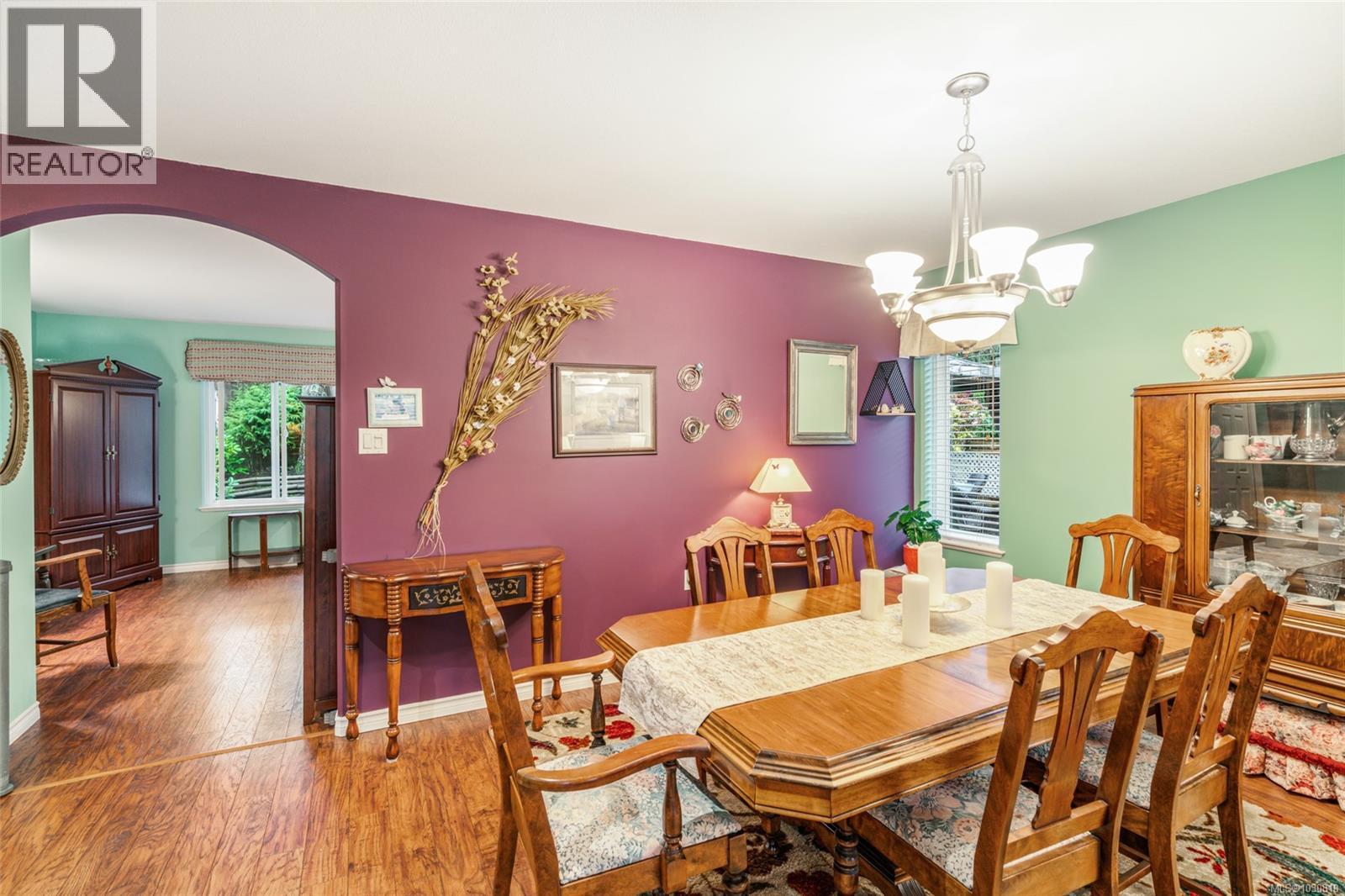 83 BRIDGEWATER LANE - 6