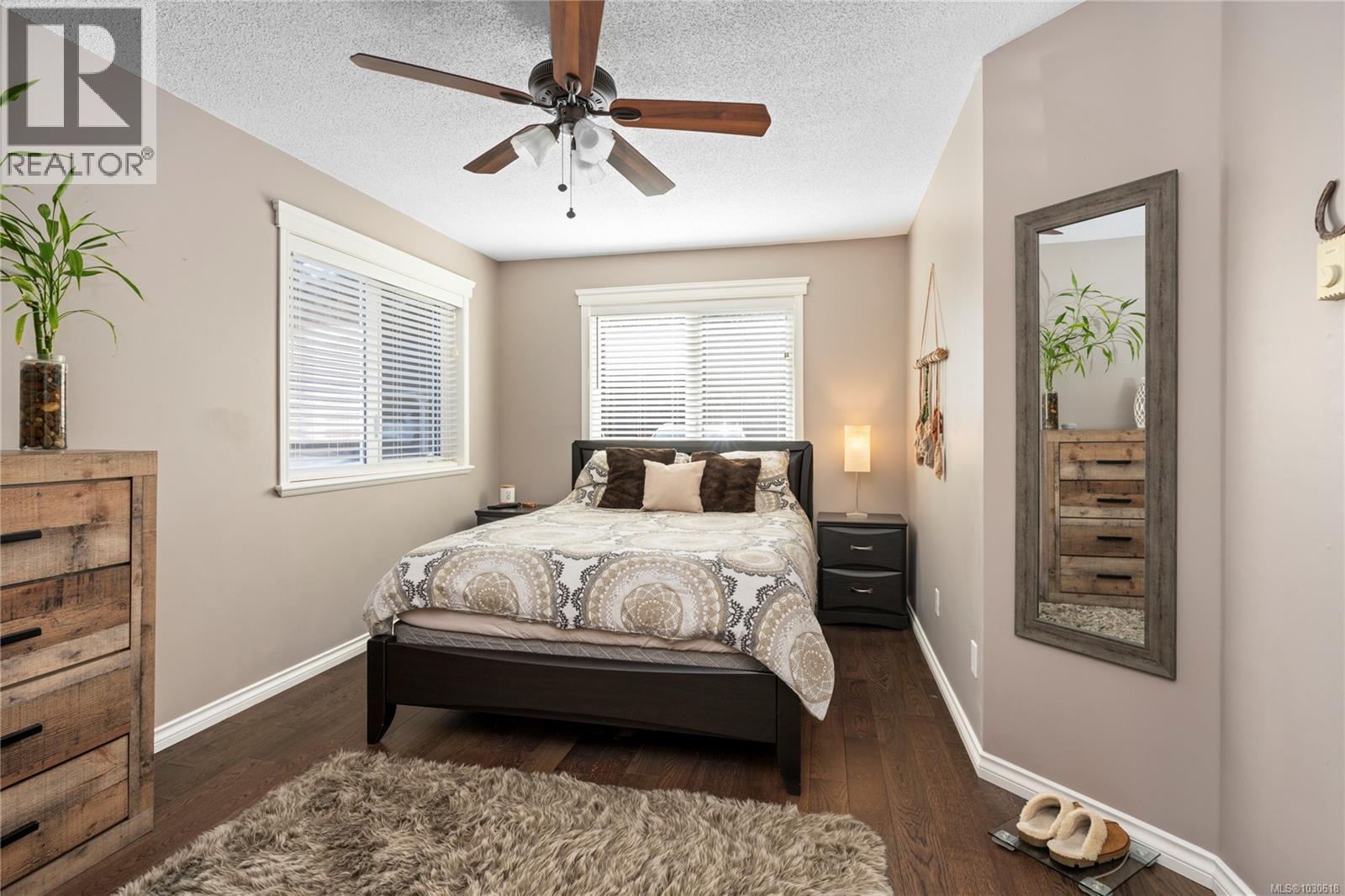 101 302 Village Way, Qualicum Beach