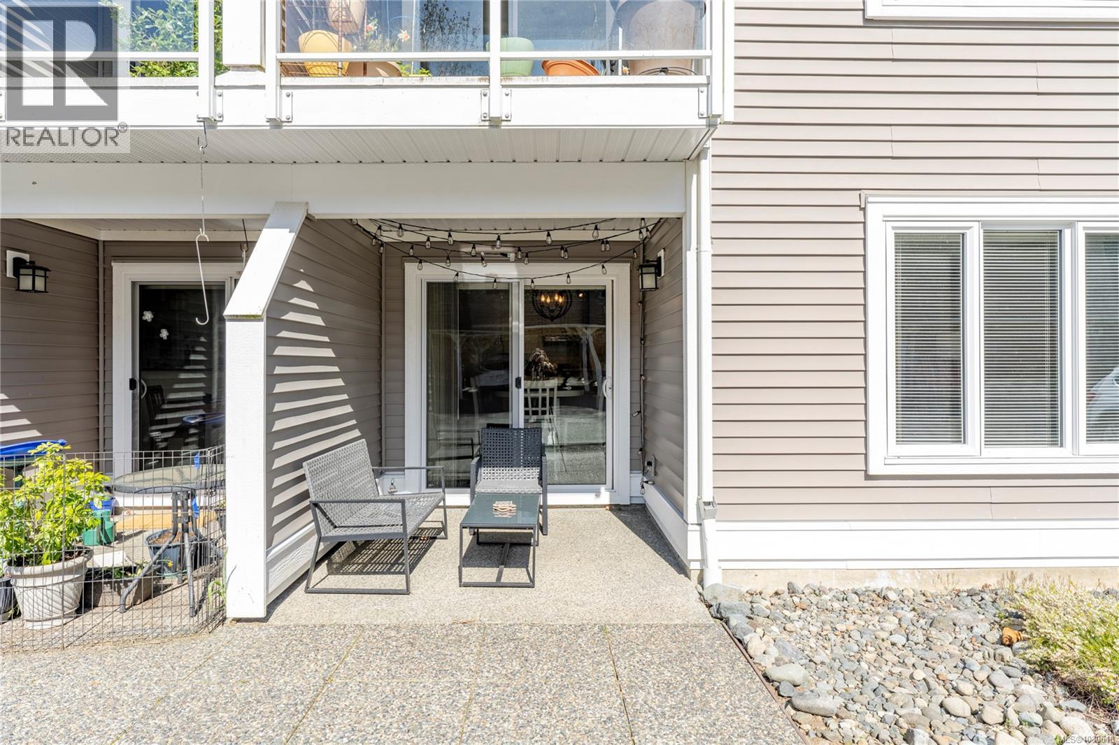 101 302 Village Way, Qualicum Beach