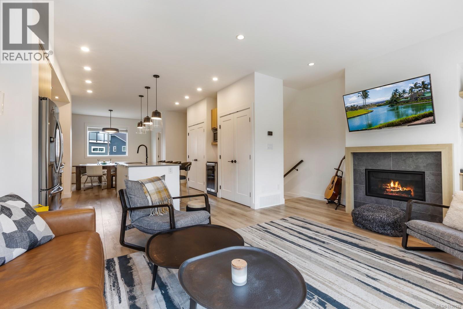 #21 2310 GUTHRIE RD - 10