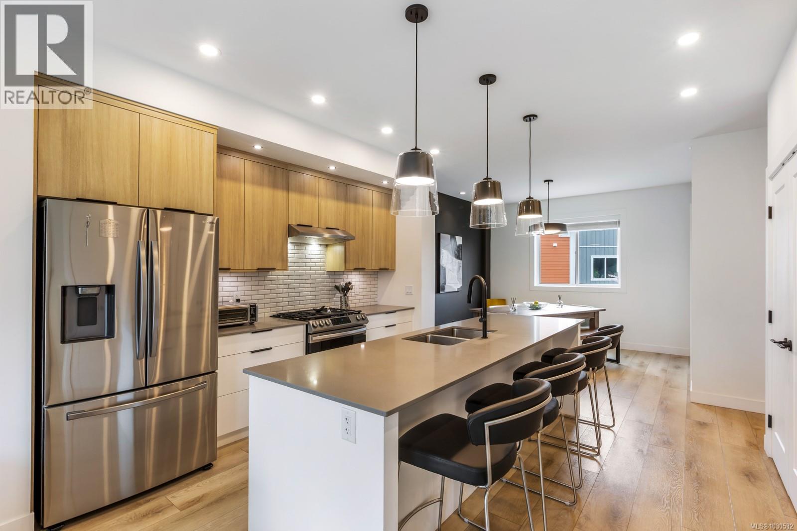 #21 2310 GUTHRIE RD - 14