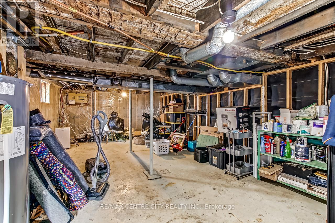 233 COLBORNE STREET Property Photo