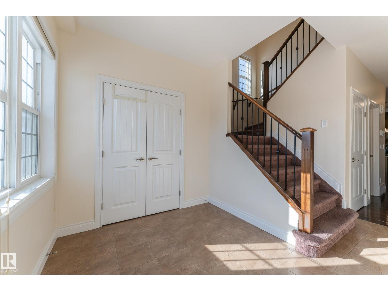 5512 CONESTOGA NW, Edmonton