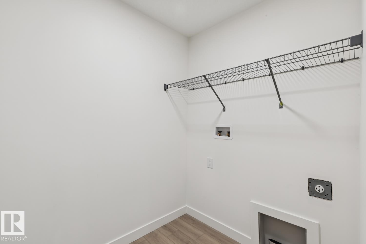 20719 40 AV NW - 26