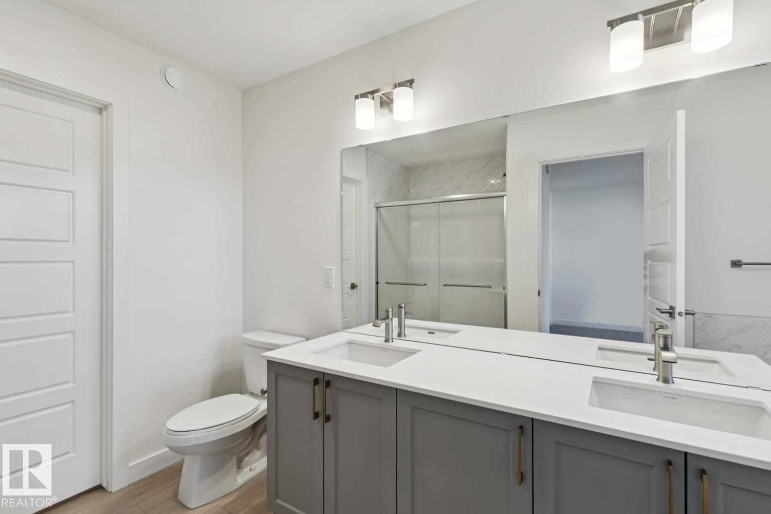 20719 40 AV NW - 31