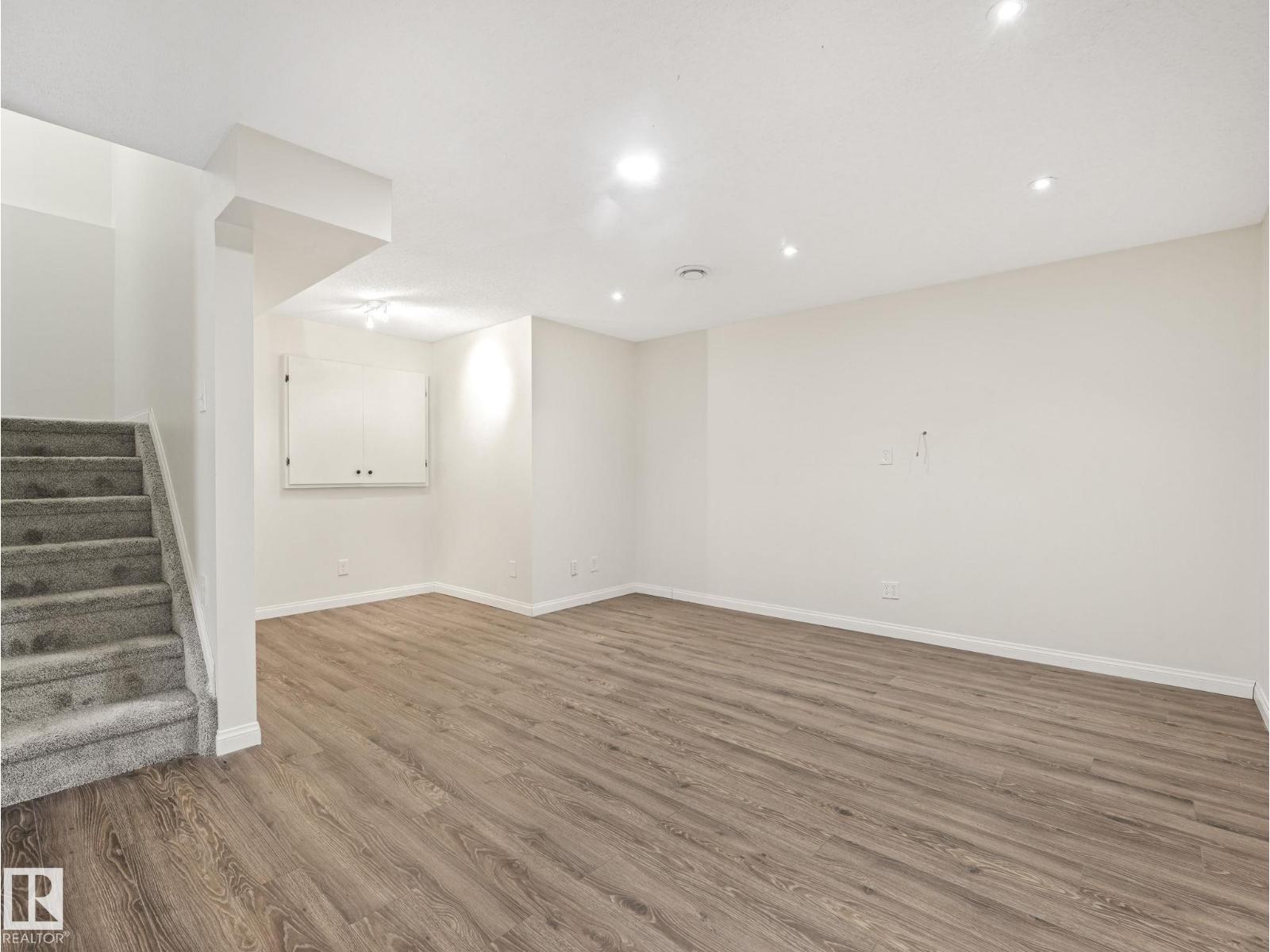 675 MCALLISTER LO SW, Edmonton