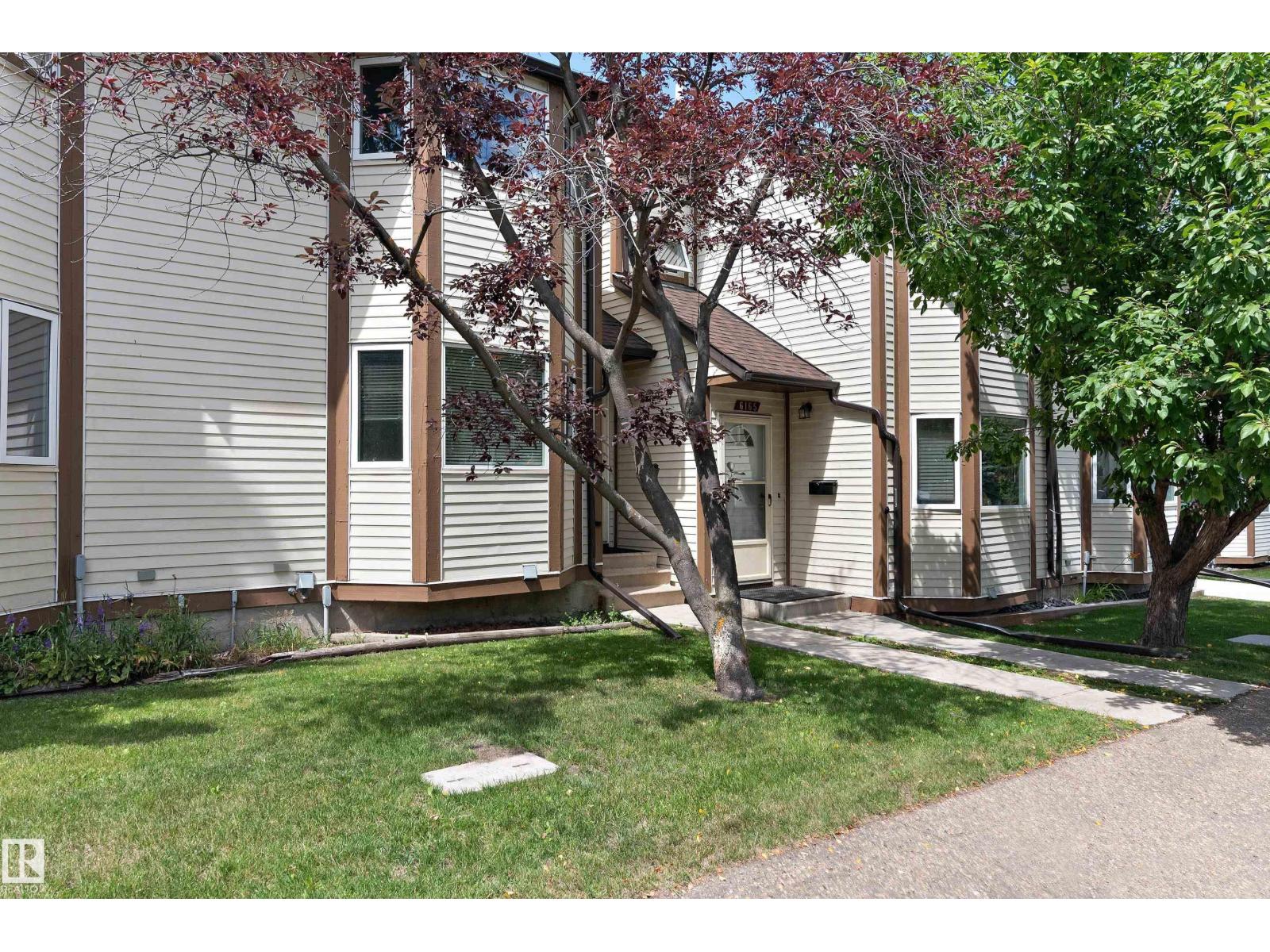 6163 38 AV NW, Edmonton