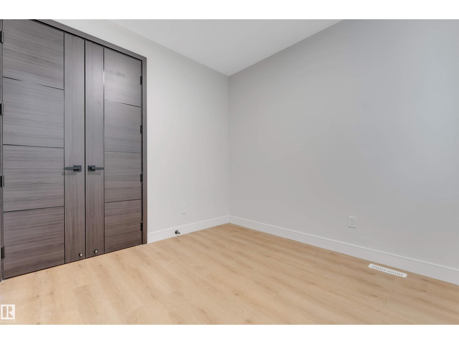 18127 94 ST NW, Edmonton