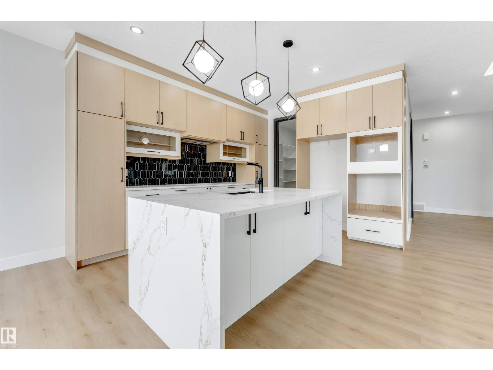 18127 94 ST NW, Edmonton