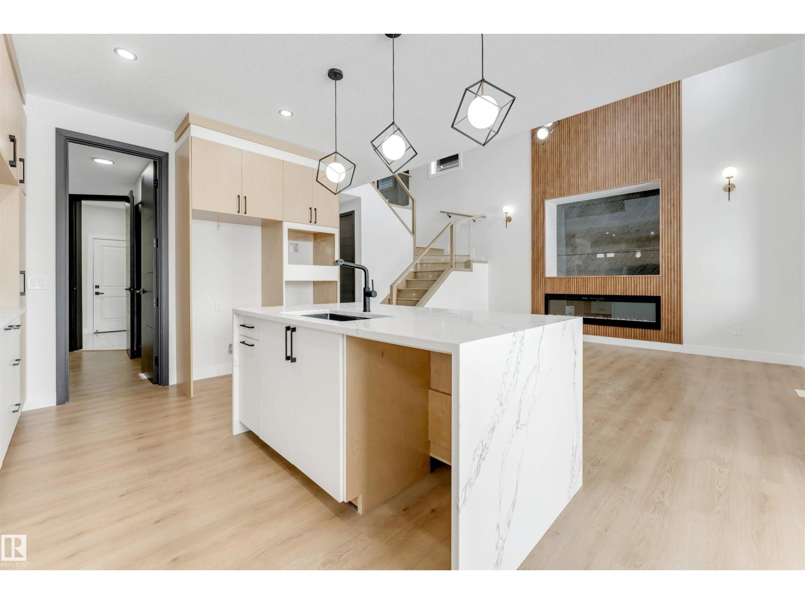 18127 94 ST NW, Edmonton