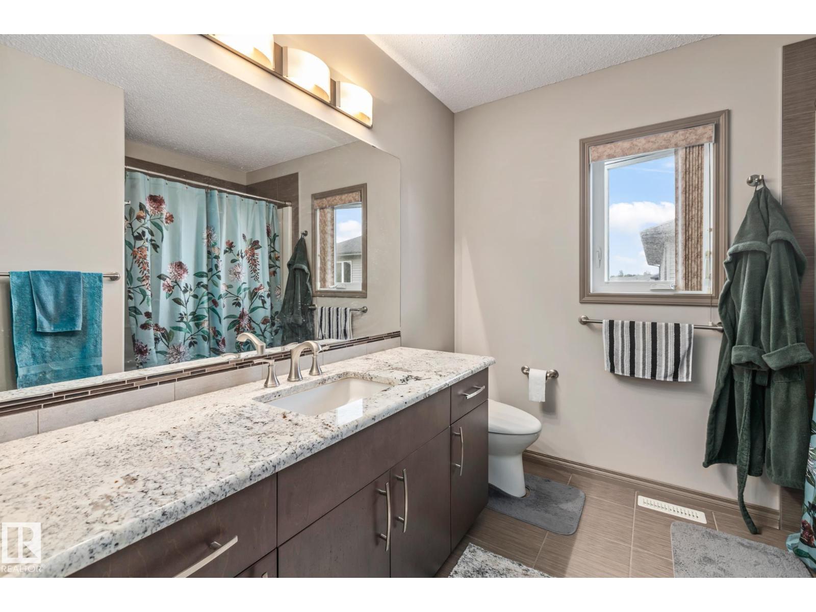 9520 206 ST NW, Edmonton