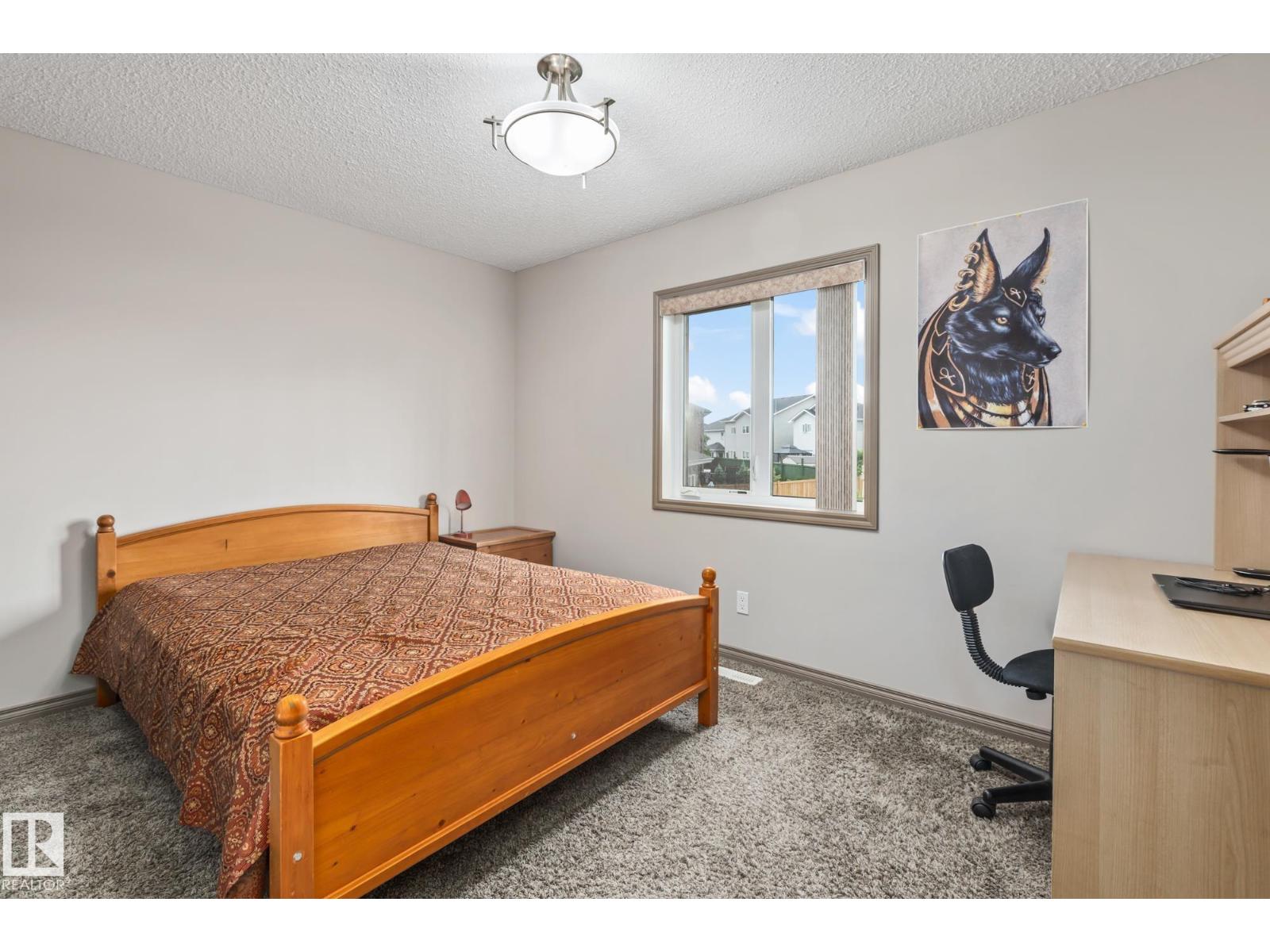 9520 206 ST NW, Edmonton