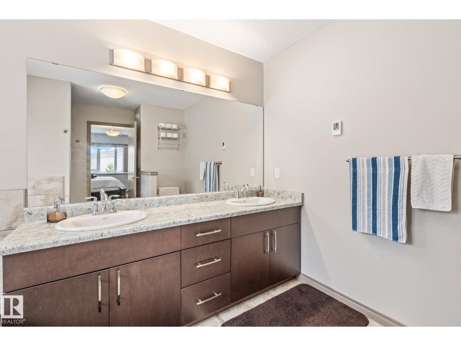 9520 206 ST NW, Edmonton