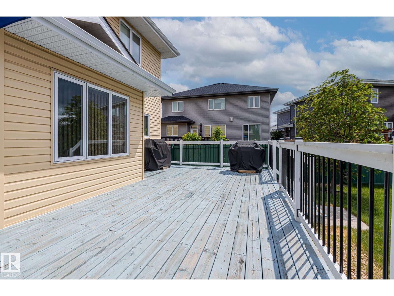 9520 206 ST NW, Edmonton