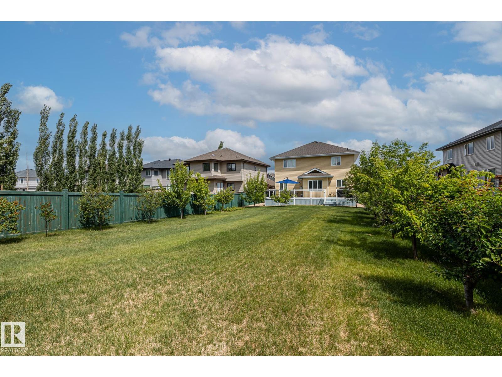 9520 206 ST NW, Edmonton