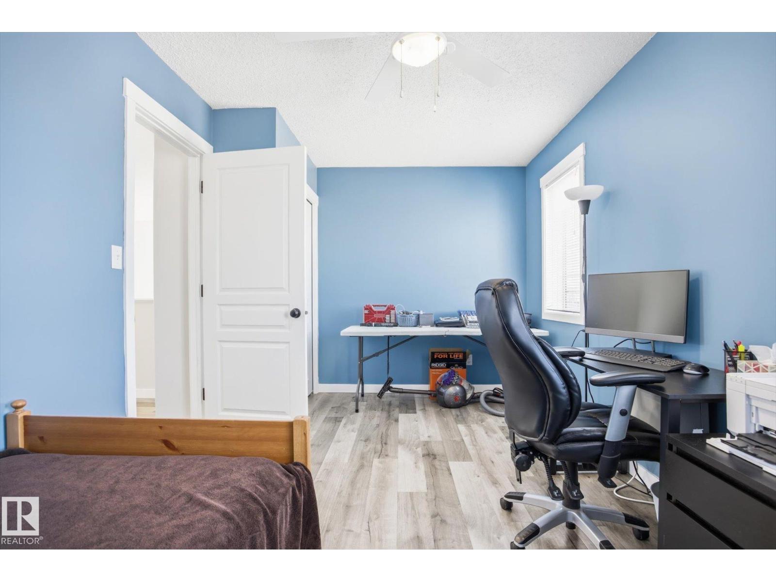 201 FOXBORO CT, Sherwood Park