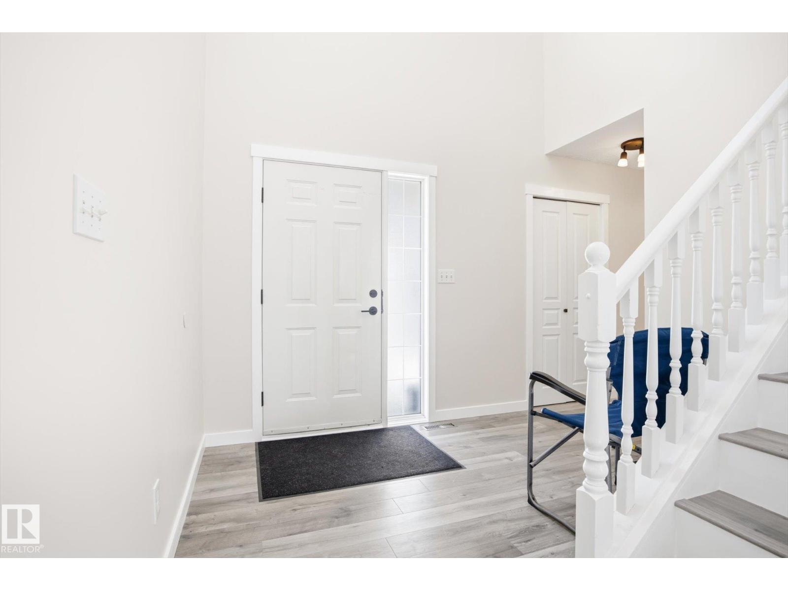 201 FOXBORO CT, Sherwood Park