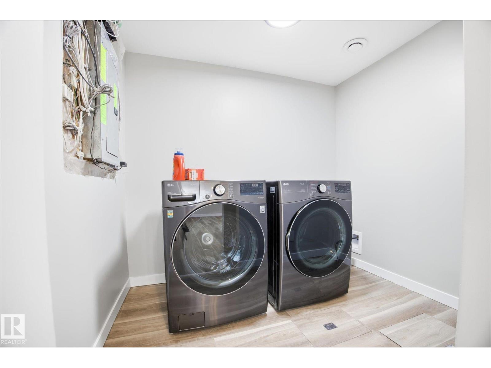 201 FOXBORO CT, Sherwood Park