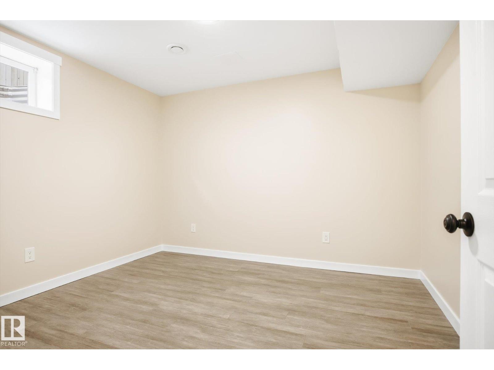 201 FOXBORO CT, Sherwood Park